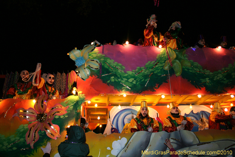 Krewe-of-Endymion-2010-Mardi-Gras-New-Orleans-8544