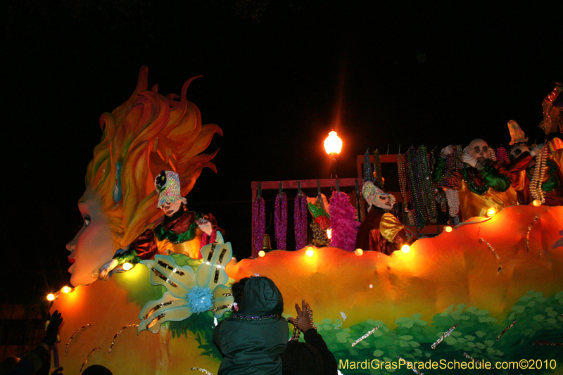 Krewe-of-Endymion-2010-Mardi-Gras-New-Orleans-8546