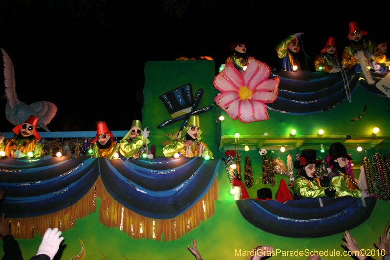 Krewe-of-Endymion-2010-Mardi-Gras-New-Orleans-8566