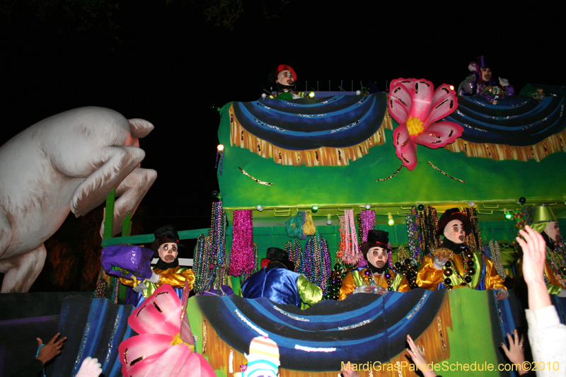 Krewe-of-Endymion-2010-Mardi-Gras-New-Orleans-8573