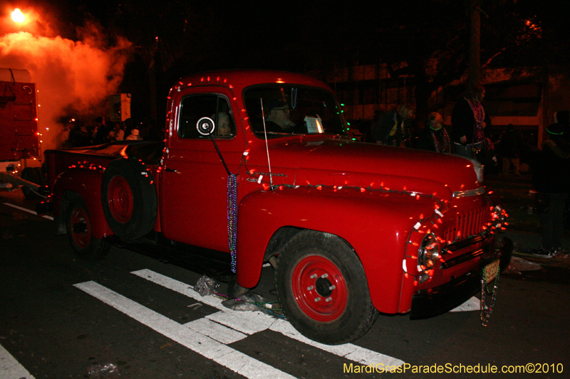 Krewe-of-Endymion-2010-Mardi-Gras-New-Orleans-8575