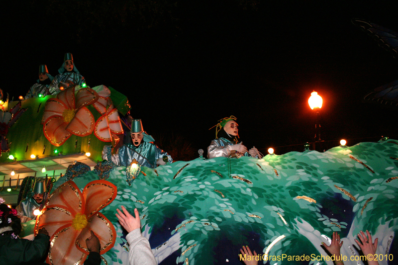 Krewe-of-Endymion-2010-Mardi-Gras-New-Orleans-8602