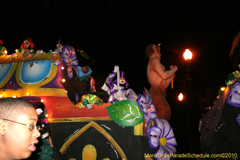 Krewe-of-Endymion-2010-Mardi-Gras-New-Orleans-8625