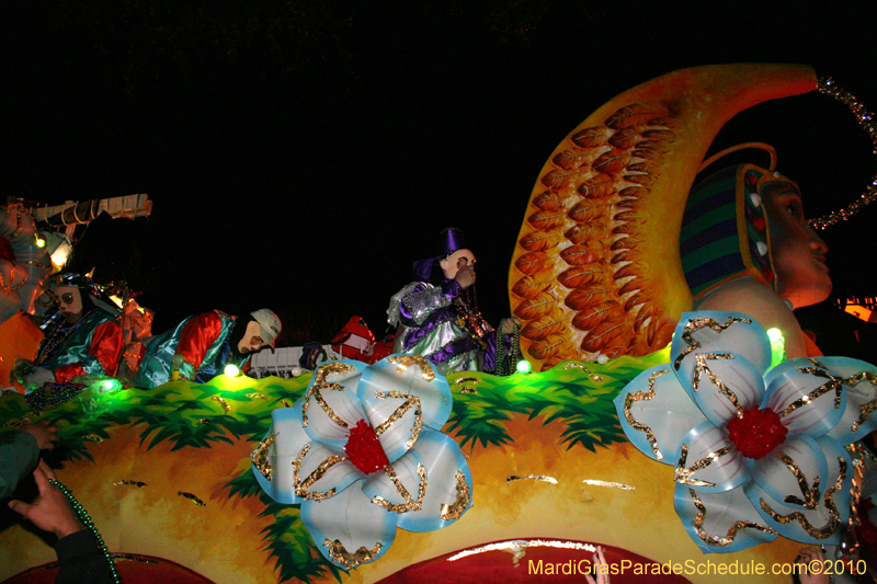 Krewe-of-Endymion-2010-Mardi-Gras-New-Orleans-8633