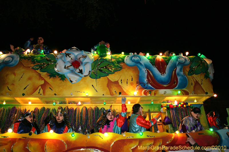 Krewe-of-Endymion-2010-Mardi-Gras-New-Orleans-8636