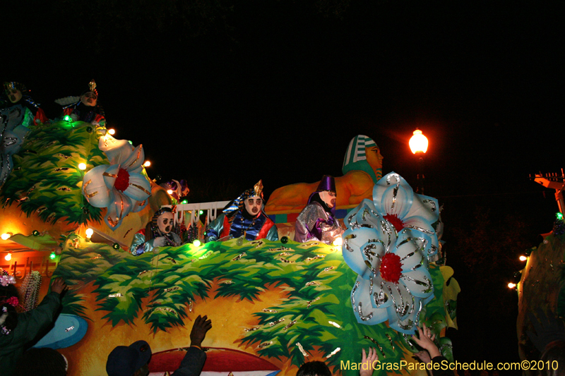 Krewe-of-Endymion-2010-Mardi-Gras-New-Orleans-8640