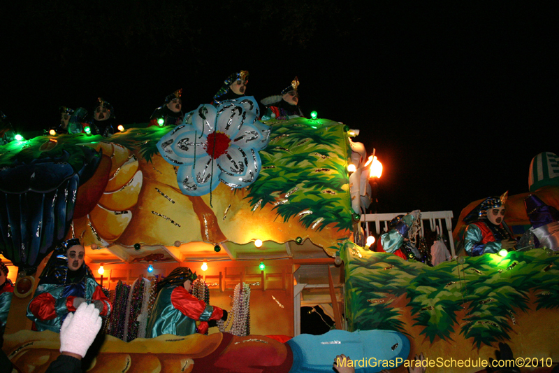 Krewe-of-Endymion-2010-Mardi-Gras-New-Orleans-8641