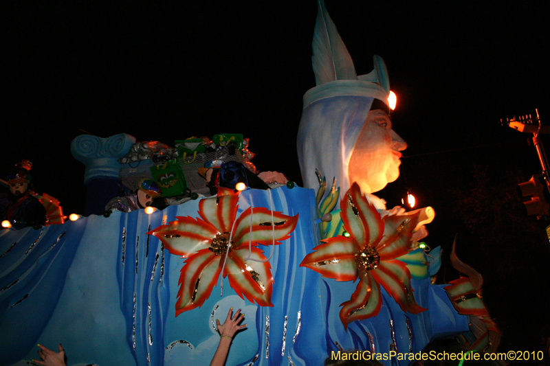 Krewe-of-Endymion-2010-Mardi-Gras-New-Orleans-8652