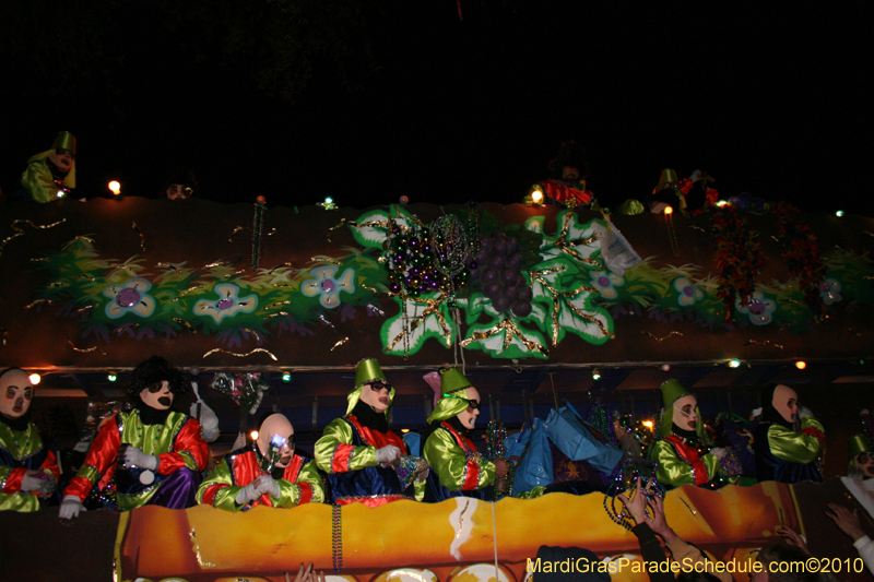 Krewe-of-Endymion-2010-Mardi-Gras-New-Orleans-8679