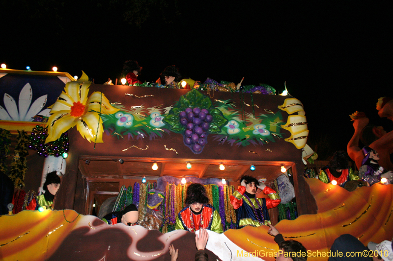 Krewe-of-Endymion-2010-Mardi-Gras-New-Orleans-8684