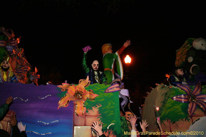 Krewe-of-Endymion-2010-Mardi-Gras-New-Orleans-8698