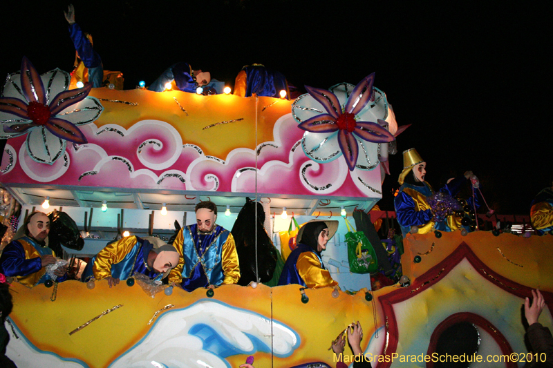 Krewe-of-Endymion-2010-Mardi-Gras-New-Orleans-8708