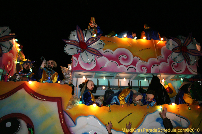 Krewe-of-Endymion-2010-Mardi-Gras-New-Orleans-8709