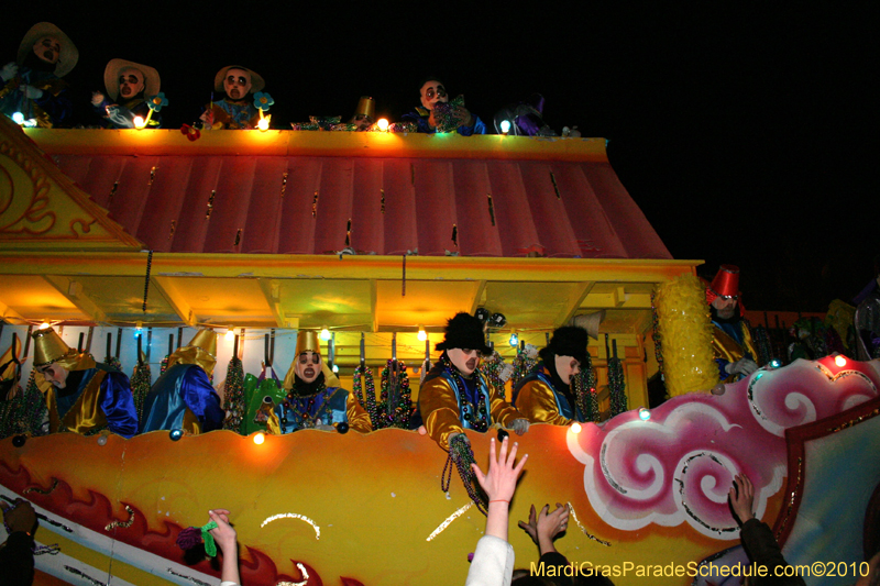 Krewe-of-Endymion-2010-Mardi-Gras-New-Orleans-8715