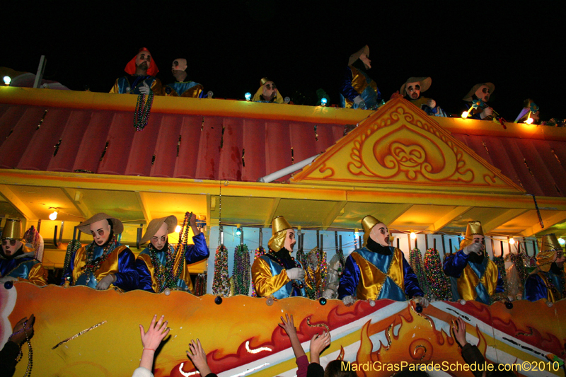 Krewe-of-Endymion-2010-Mardi-Gras-New-Orleans-8717