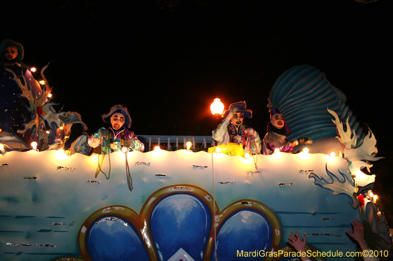 Krewe-of-Endymion-2010-Mardi-Gras-New-Orleans-8740