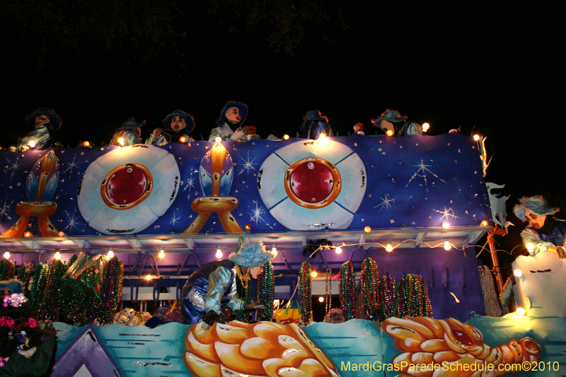 Krewe-of-Endymion-2010-Mardi-Gras-New-Orleans-8742