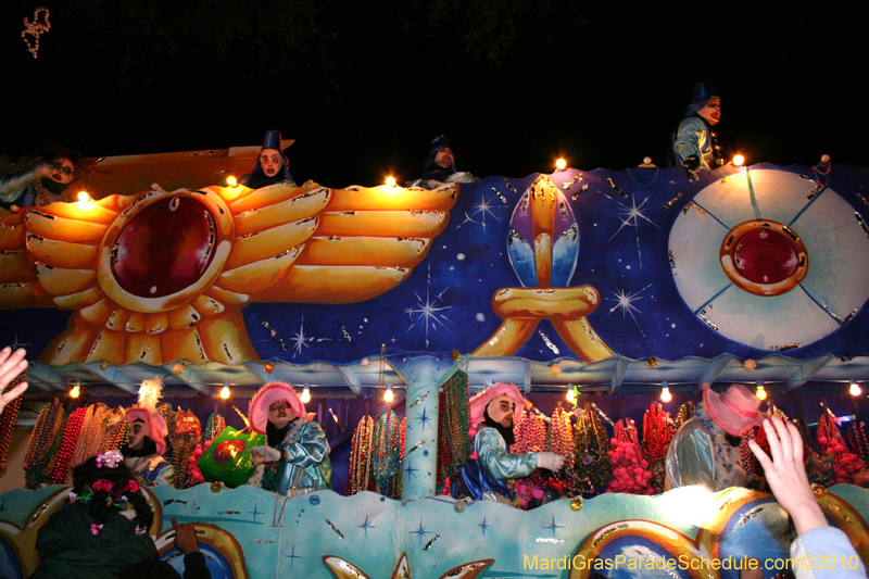 Krewe-of-Endymion-2010-Mardi-Gras-New-Orleans-8750