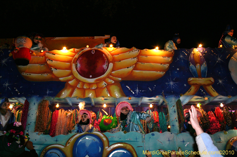 Krewe-of-Endymion-2010-Mardi-Gras-New-Orleans-8751