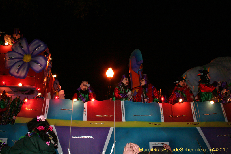 Krewe-of-Endymion-2010-Mardi-Gras-New-Orleans-8771