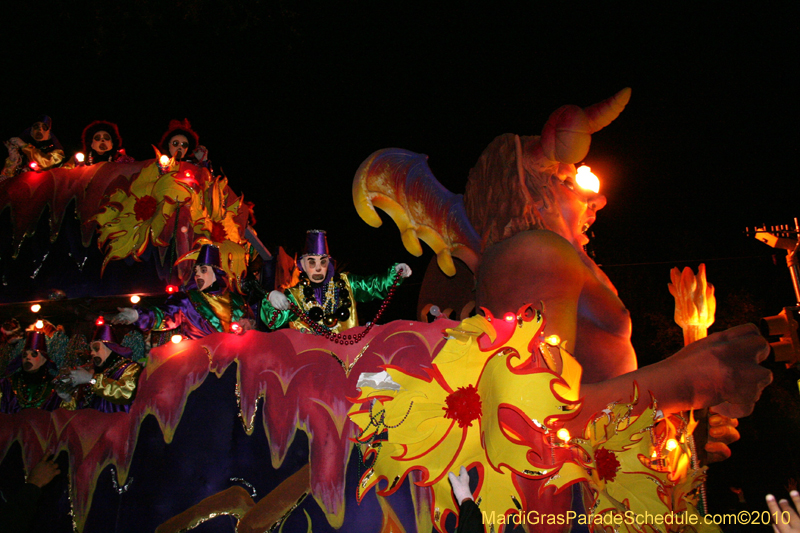 Krewe-of-Endymion-2010-Mardi-Gras-New-Orleans-8786