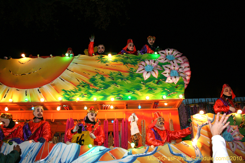 Krewe-of-Endymion-2010-Mardi-Gras-New-Orleans-8804