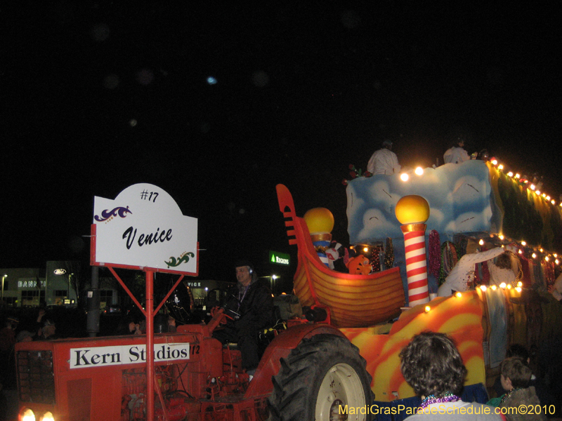 Krewe-of-Eve-2010-Mandeville-Mardi-Gras-103