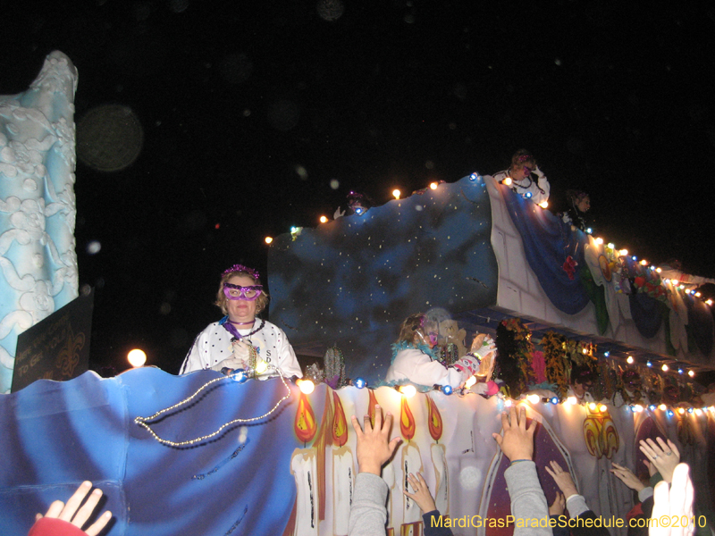 Krewe-of-Eve-2010-Mandeville-Mardi-Gras-138