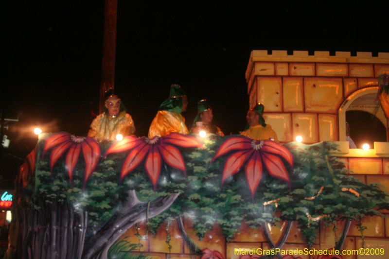 2009-Krewe-of-Excalibur-Mardi-Gras-Metairie-Louisiana-0383