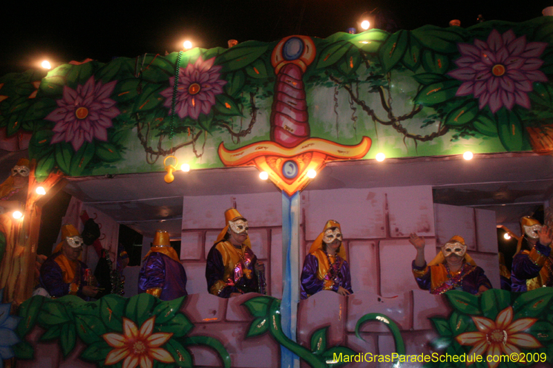 2009-Krewe-of-Excalibur-Mardi-Gras-Metairie-Louisiana-0405