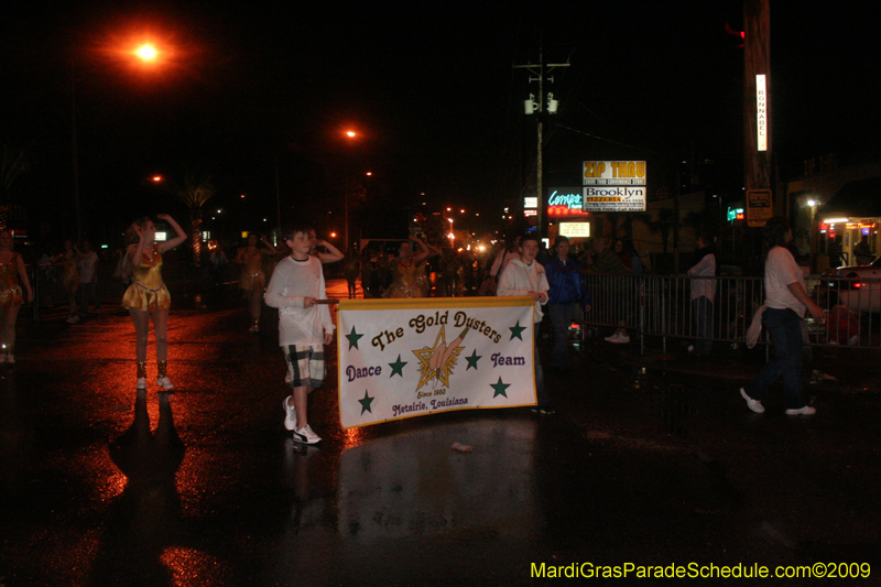 2009-Krewe-of-Excalibur-Mardi-Gras-Metairie-Louisiana-0412