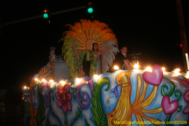 2009-Krewe-of-Excalibur-Mardi-Gras-Metairie-Louisiana-0420