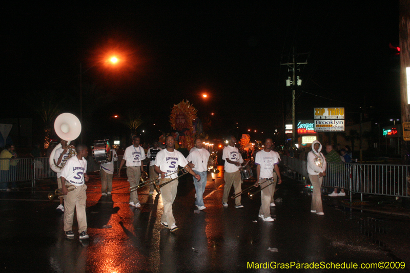 2009-Krewe-of-Excalibur-Mardi-Gras-Metairie-Louisiana-0423