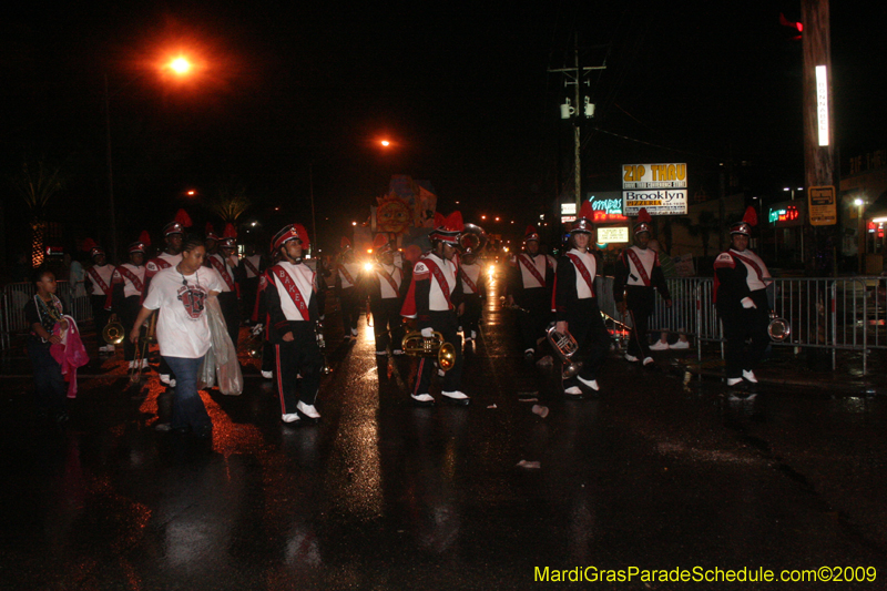 2009-Krewe-of-Excalibur-Mardi-Gras-Metairie-Louisiana-0427