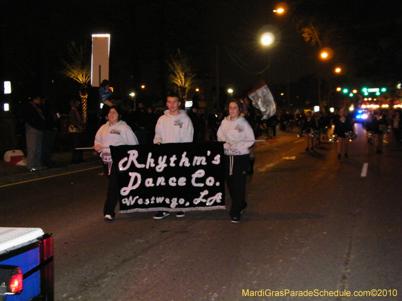 Krewe-of-Excalibur-2010-Mardi-Gras-Metairie-7629