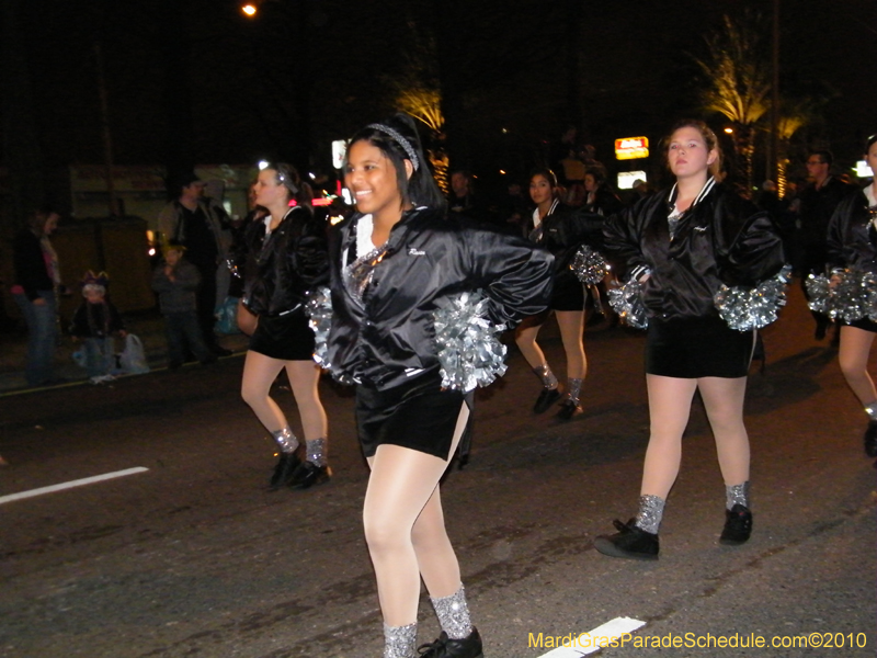 Krewe-of-Excalibur-2010-Mardi-Gras-Metairie-7633