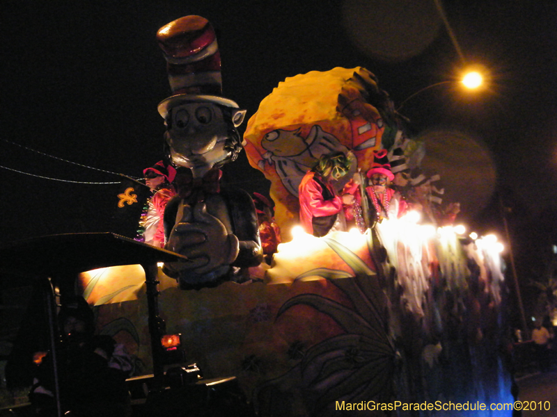 Krewe-of-Excalibur-2010-Mardi-Gras-Metairie-7634