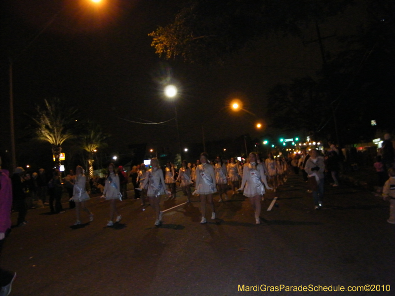 Krewe-of-Excalibur-2010-Mardi-Gras-Metairie-7642