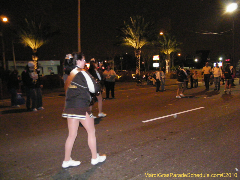 Krewe-of-Excalibur-2010-Mardi-Gras-Metairie-7648