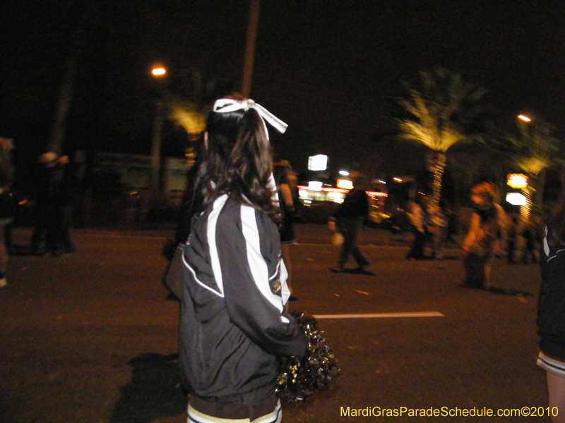 Krewe-of-Excalibur-2010-Mardi-Gras-Metairie-7651