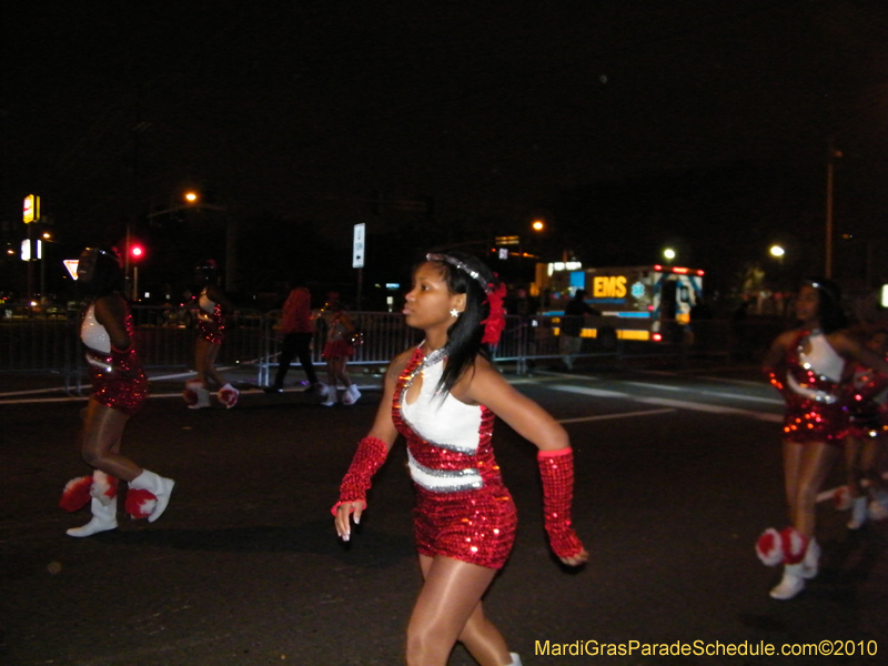 Krewe-of-Excalibur-2010-Mardi-Gras-Metairie-7682