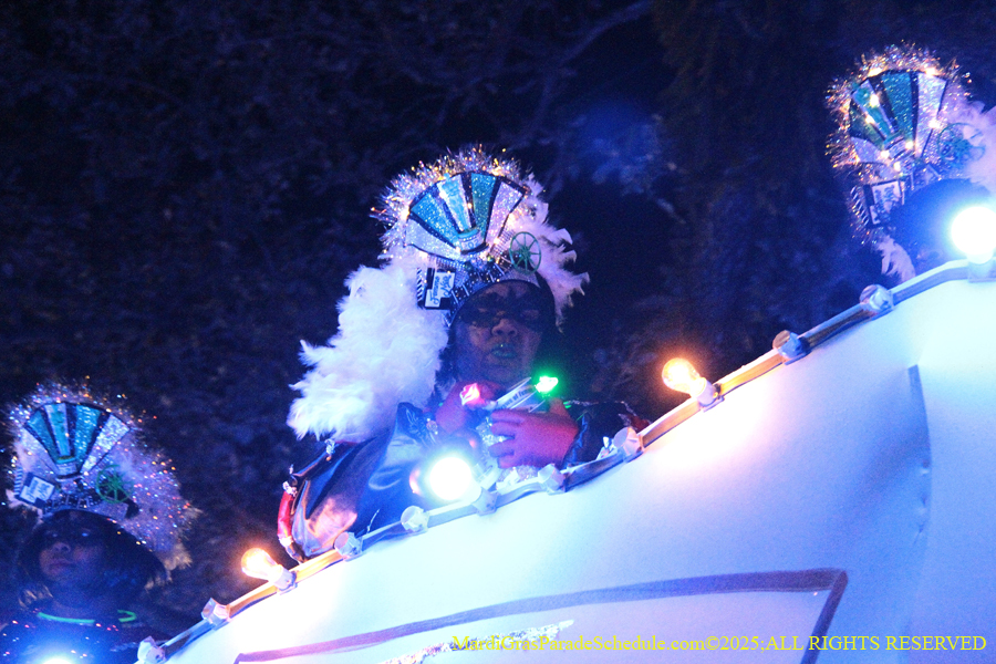 Mystic-Krwew-Femme-Fatale-2025-002885