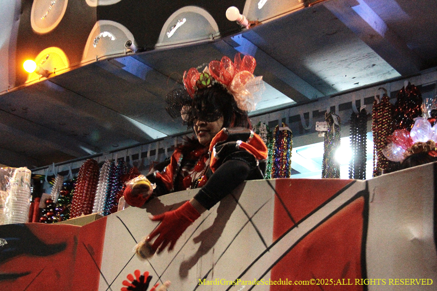 Mystic-Krwew-Femme-Fatale-2025-002917