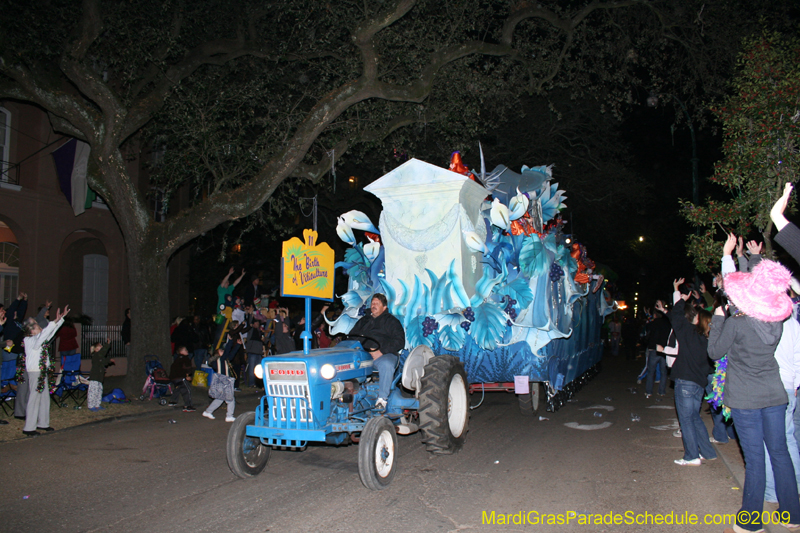 2009-Krewe-of-Hermes-presents-Dionysus-and-his-Retinue-Mardi-Gras-New-Orleans-0208