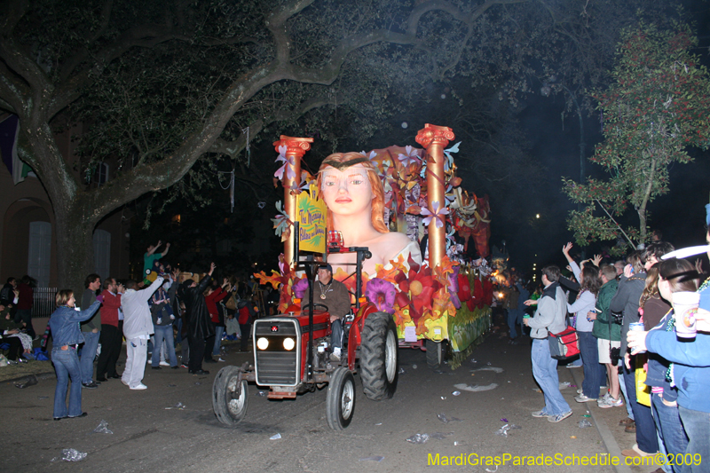 2009-Krewe-of-Hermes-presents-Dionysus-and-his-Retinue-Mardi-Gras-New-Orleans-0313