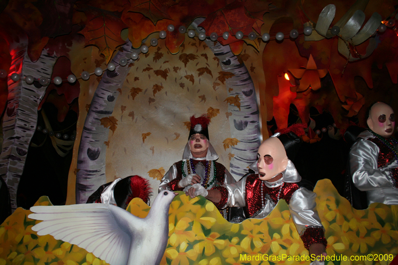 2009-Krewe-of-Hermes-presents-Dionysus-and-his-Retinue-Mardi-Gras-New-Orleans-0319