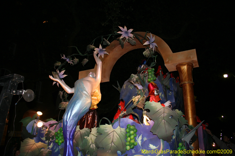 2009-Krewe-of-Hermes-presents-Dionysus-and-his-Retinue-Mardi-Gras-New-Orleans-0406