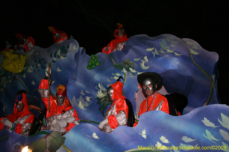 2009-Krewe-of-Hermes-presents-Dionysus-and-his-Retinue-Mardi-Gras-New-Orleans-0414