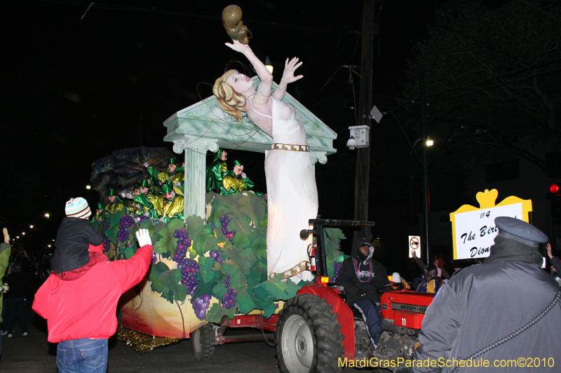 Krewe-of-Hermes-2010-Mardi-Gras-New-Orleans-5929