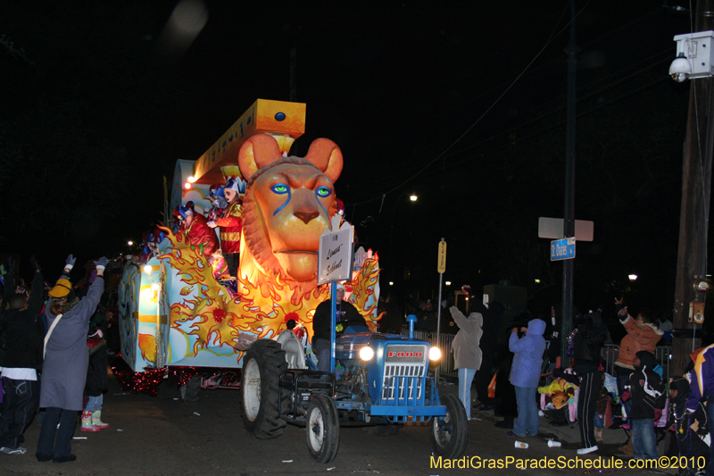 Krewe-of-Hermes-2010-Mardi-Gras-New-Orleans-6065